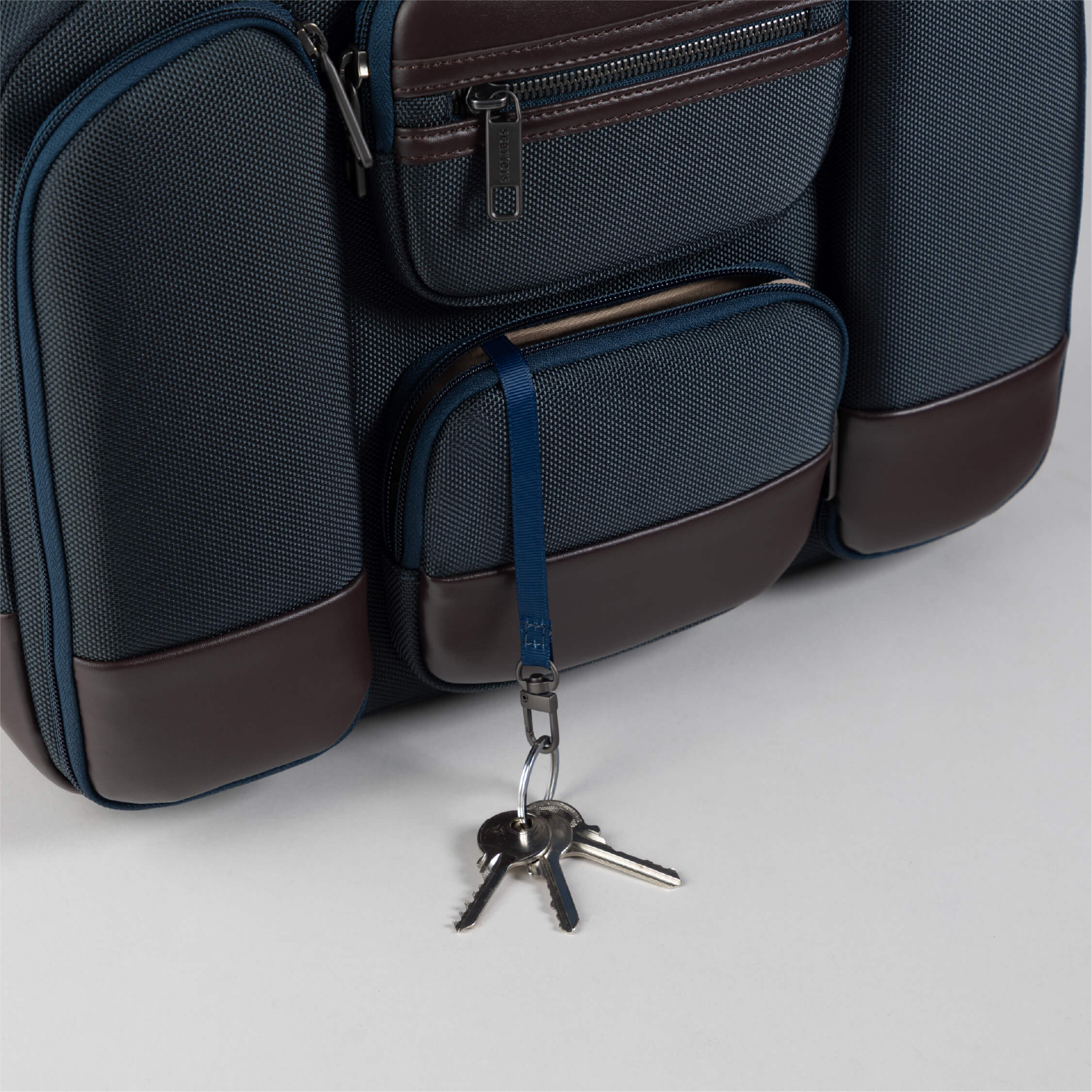 Terminal | Office Messenger Bag | Deep Blue