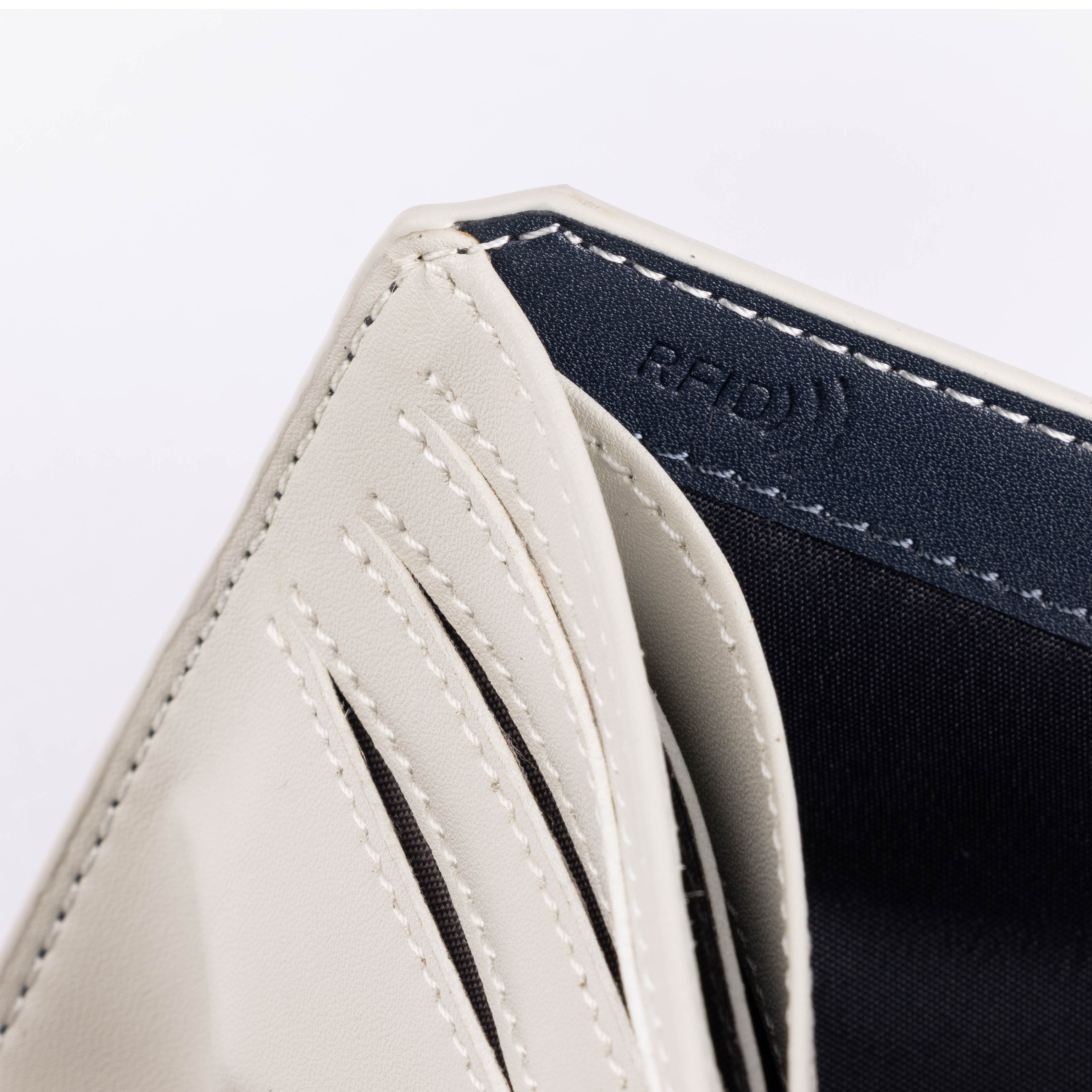 Minimalist Wallet | Deep Blue