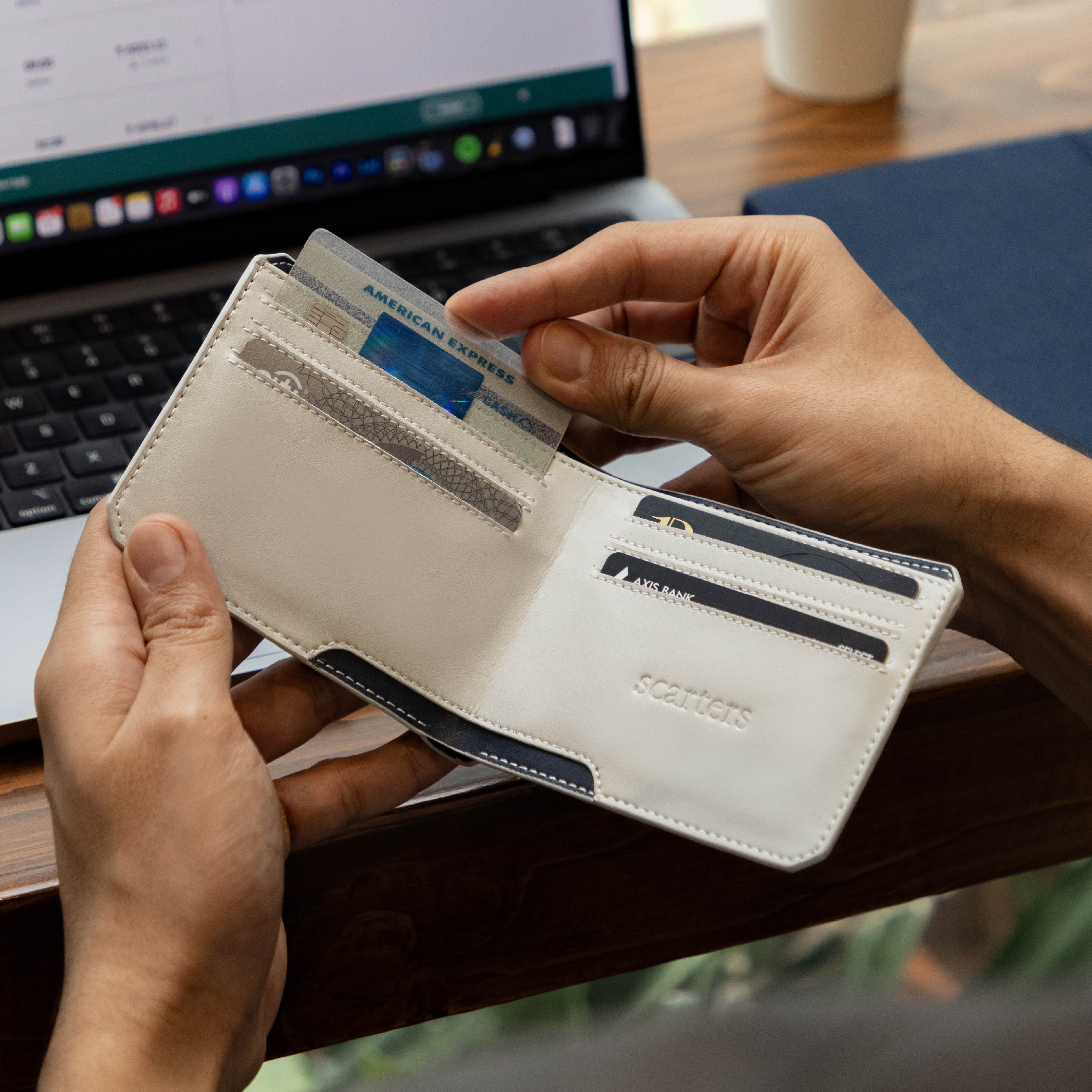 Minimalist Wallet | Deep Blue