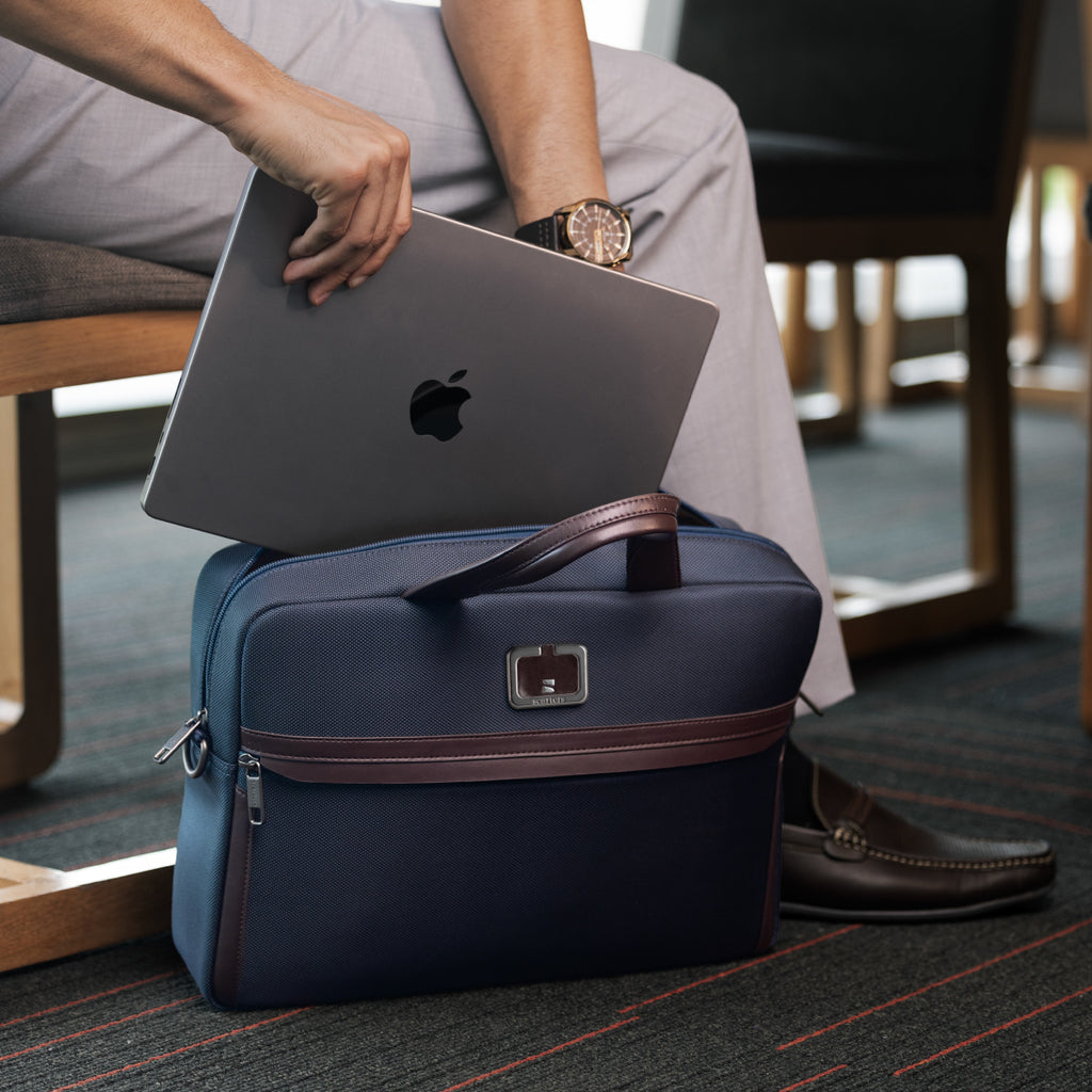 Downtown Messenger Bag | Blue