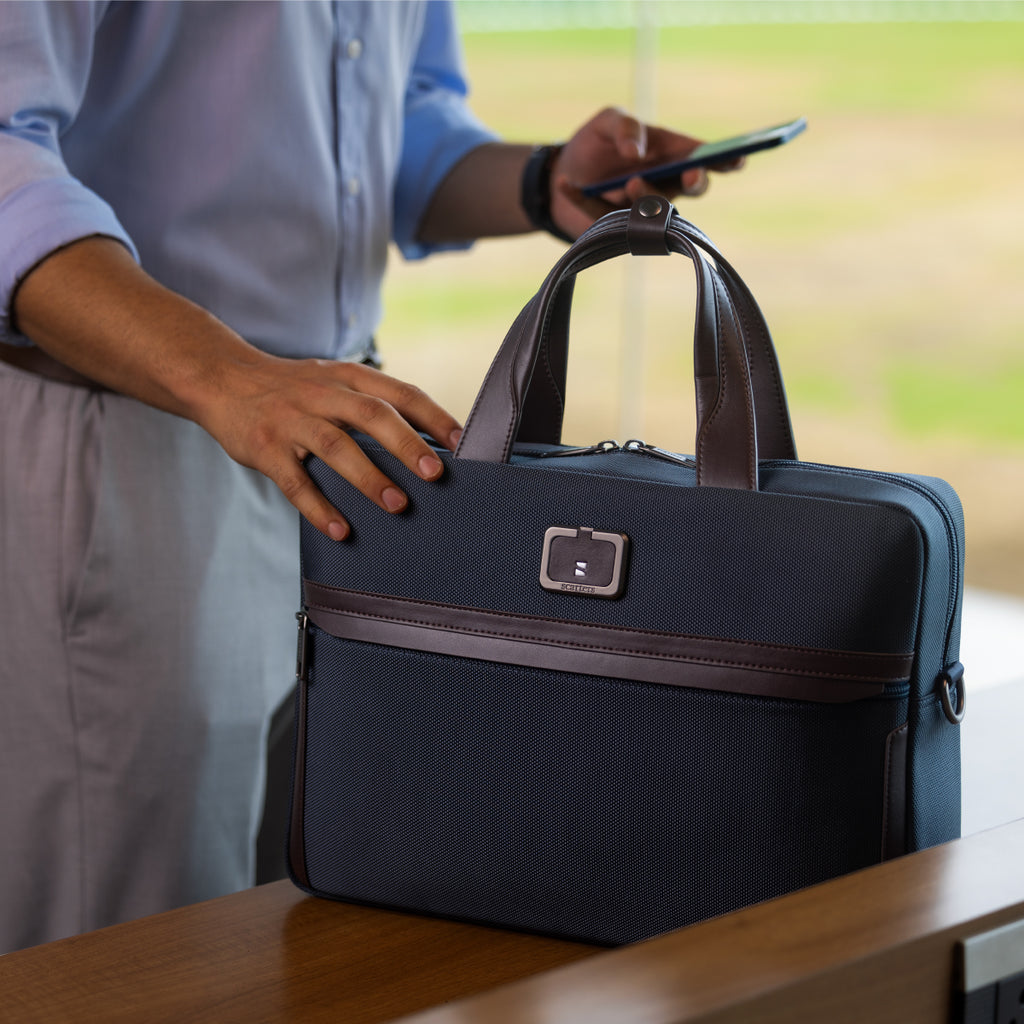 Downtown Messenger Bag | Blue