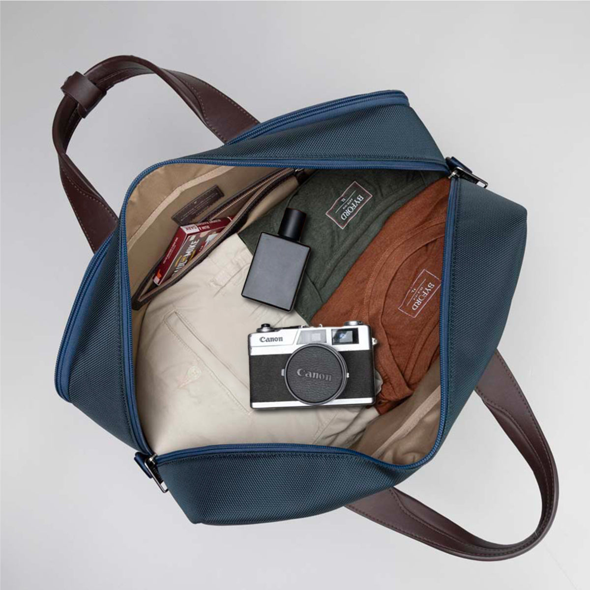 Downtown Messenger | Deep Blue