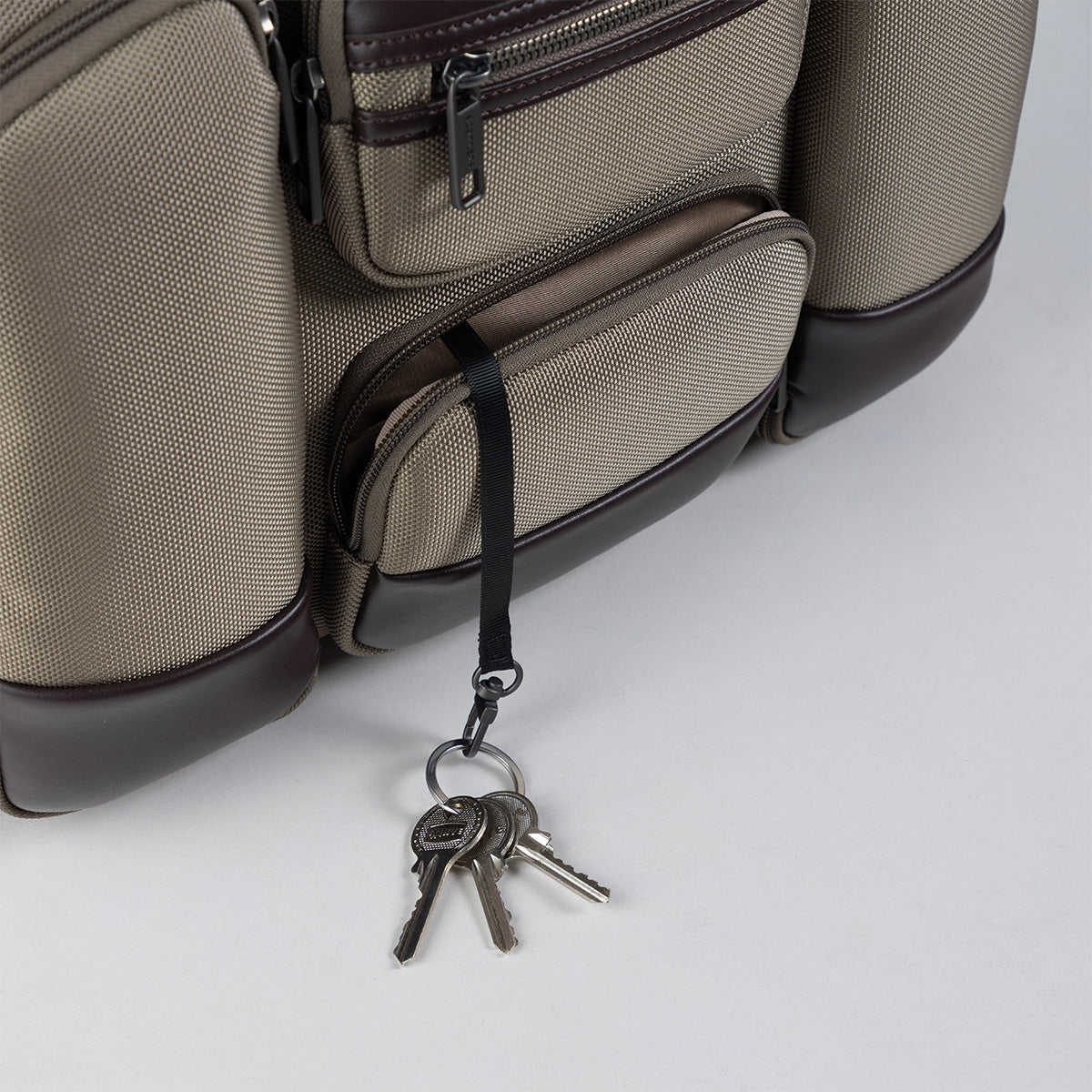 Terminal | Office Messenger Bag | Sand