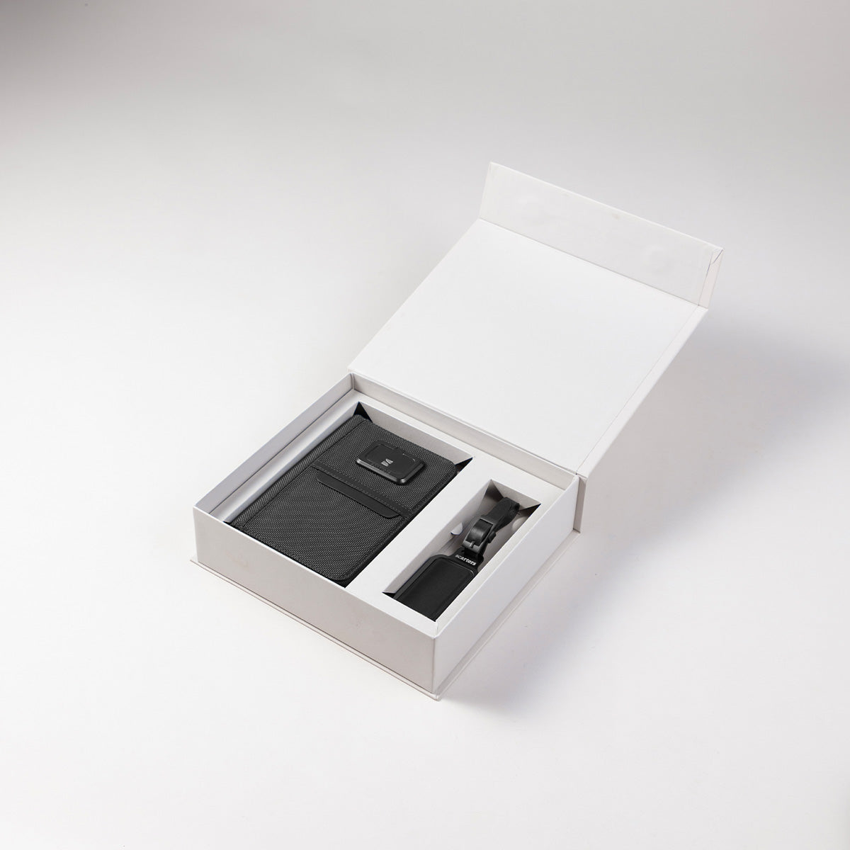 Traveller's Trope | Set of 2 | Midnight Black