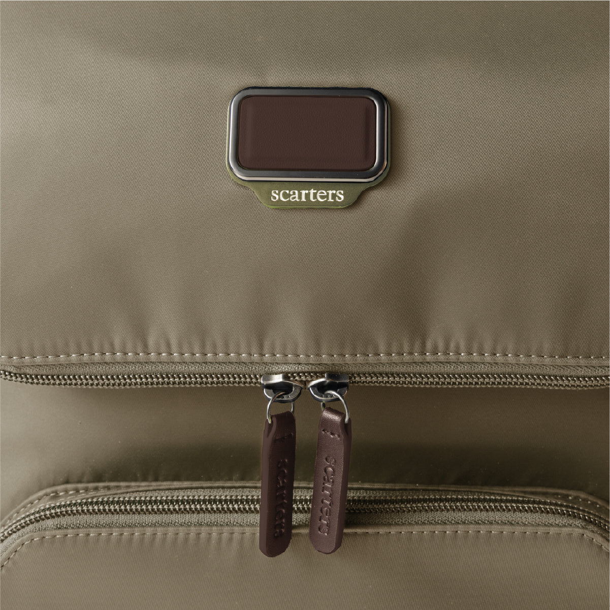 gen/Roam Backpack | Desert Sand